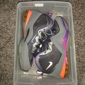 Mens Size 10 Penny Hardaways (Phoenix Sun)